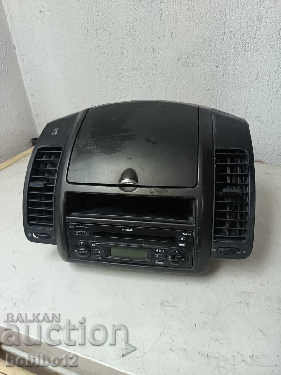 Dashboard glove box for Nissan Note - 5