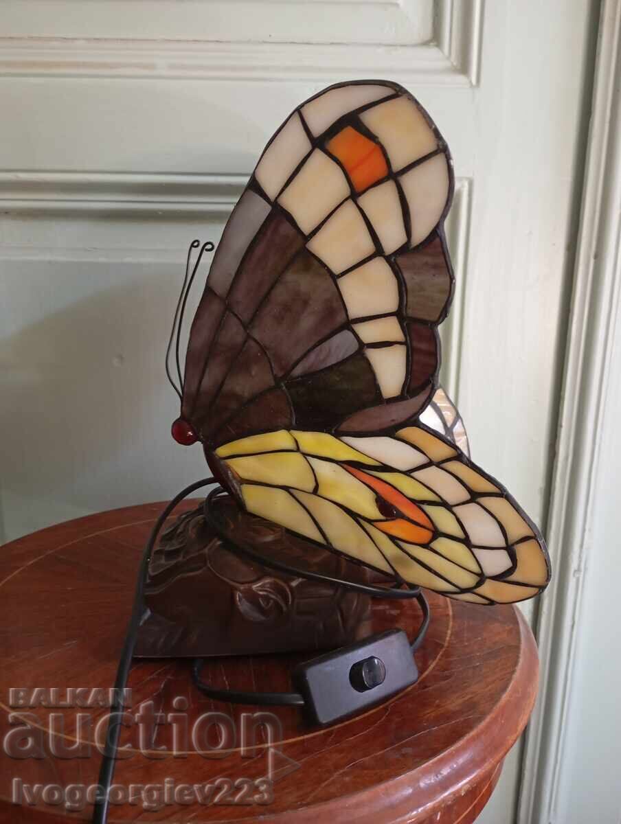 Tiffany style butterfly table lamp