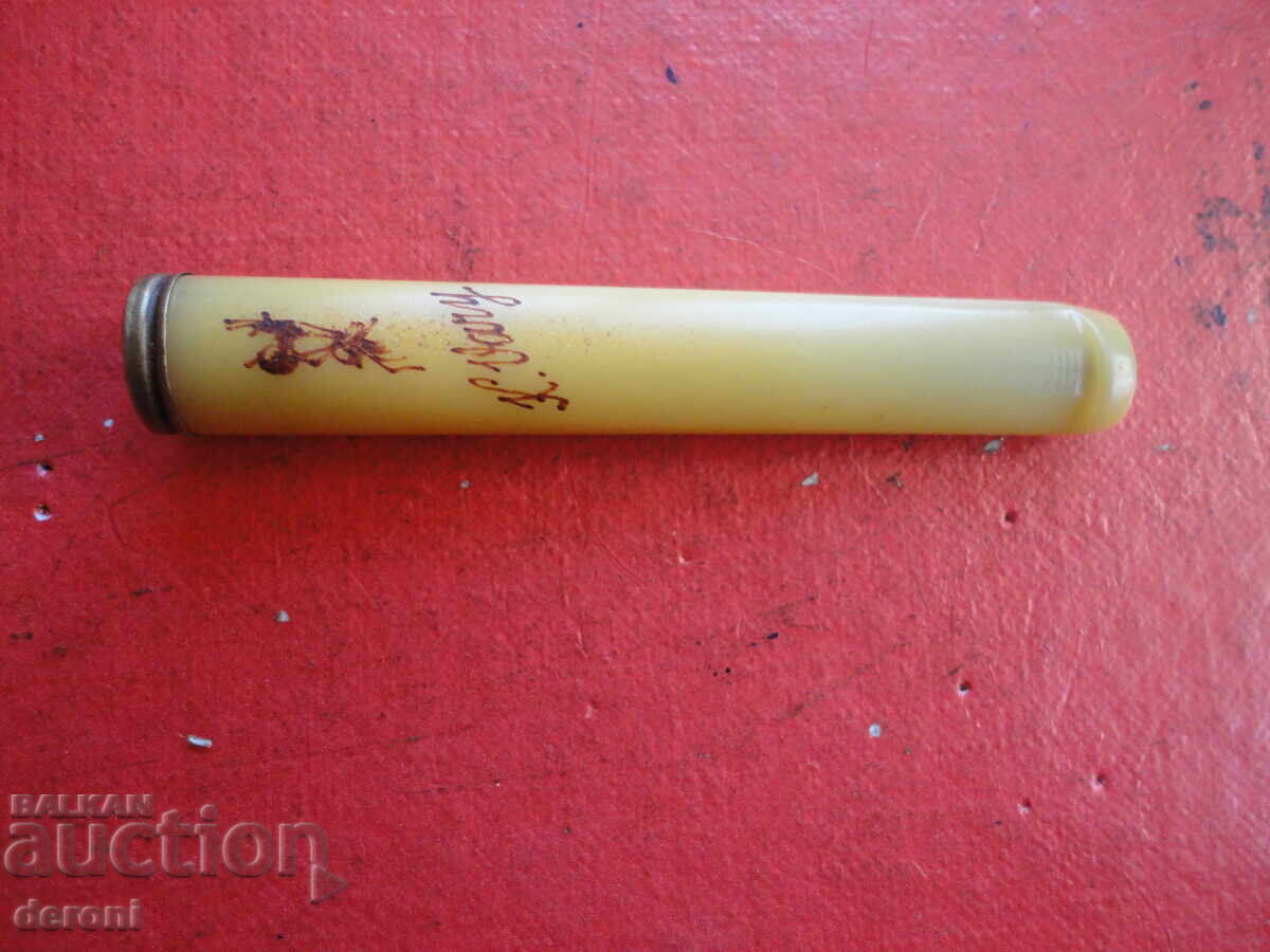 Bakelite cigarette holder Karlovy Vary with price € 10.00 | 19.56 BGN