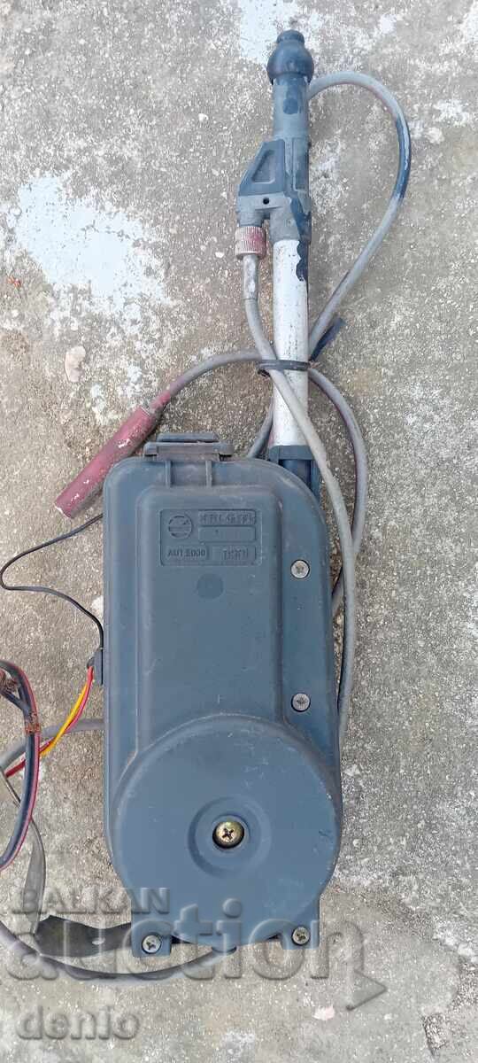 Antenă electrică vintage pentru Mercedes 190, 124 Antenă electrică vintage pentru Mercedes 190, 124