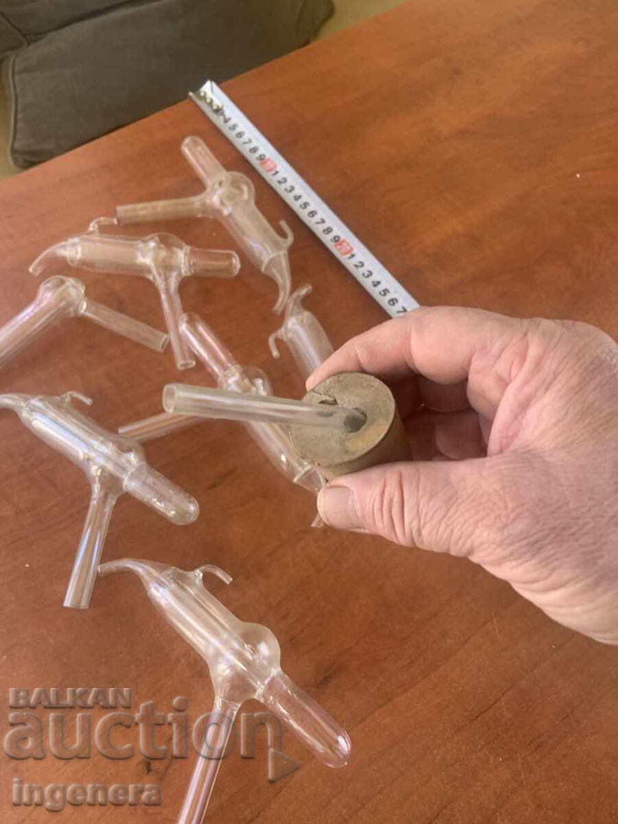 Auction  LABORATORY GLASSWARE-9 PIECES