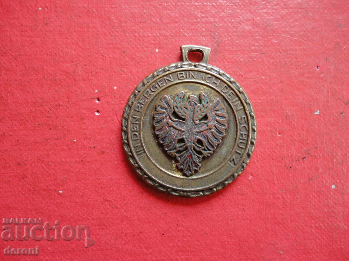 Medalion de pelerinaj din bronz - 7