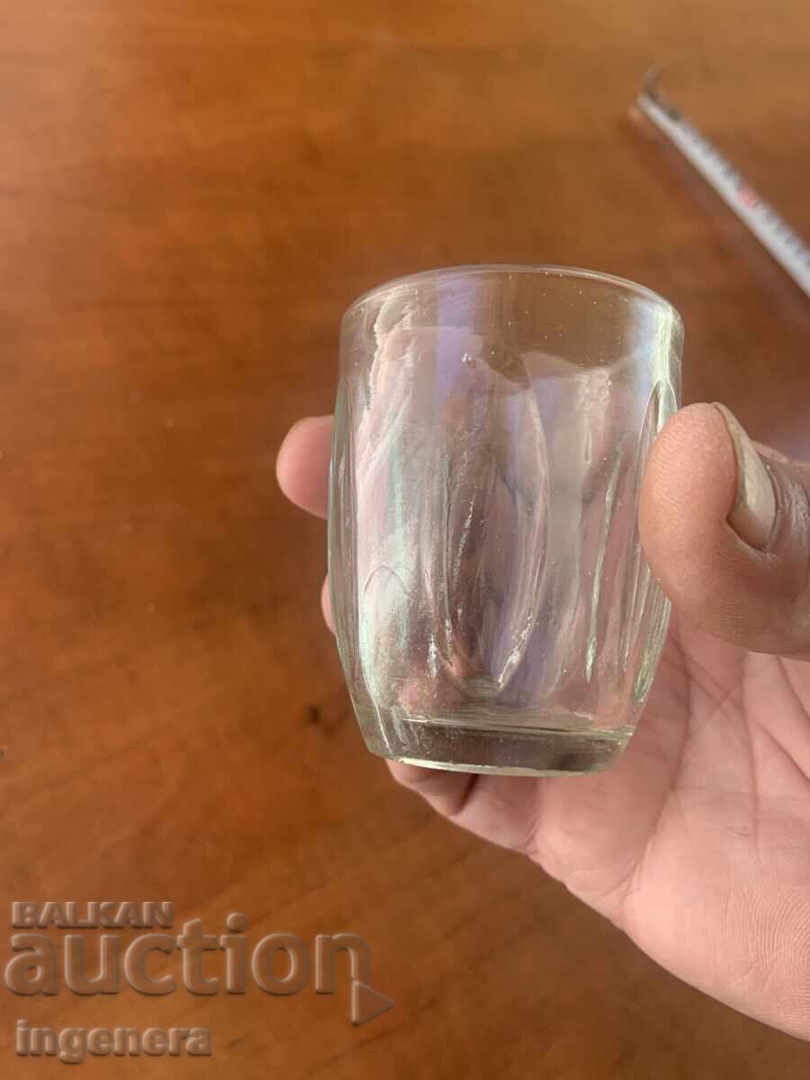 PAHAR PENTRU RAKI VECHI DIN STICLĂ CU RELIEF 50 ML. MARCAT cu preț € 2.90 | 5.67 BGN
