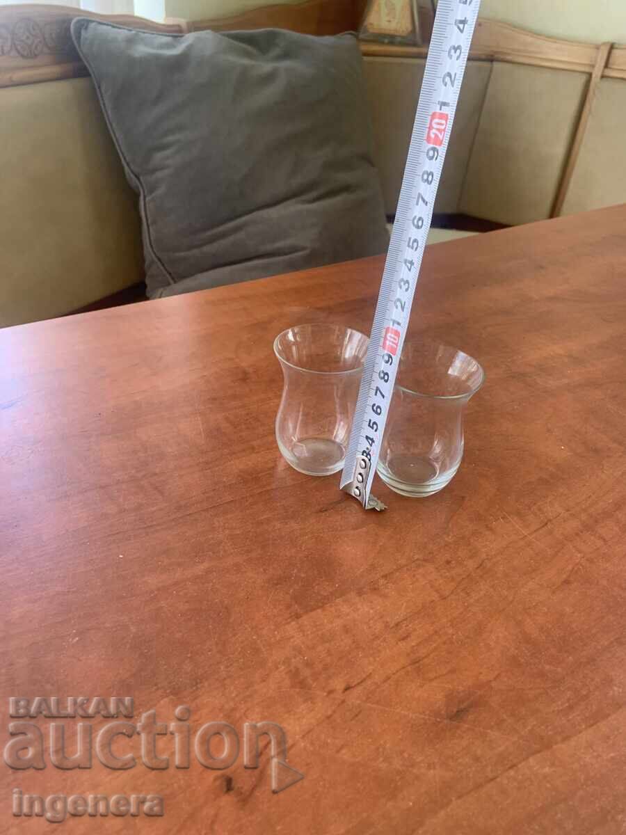 Licitație PAHAR PAHAR PENTRU RAKI VECHI STICLĂ ORNAMENTE DIN PERIOADA SOCIALISTĂ-2 BUC