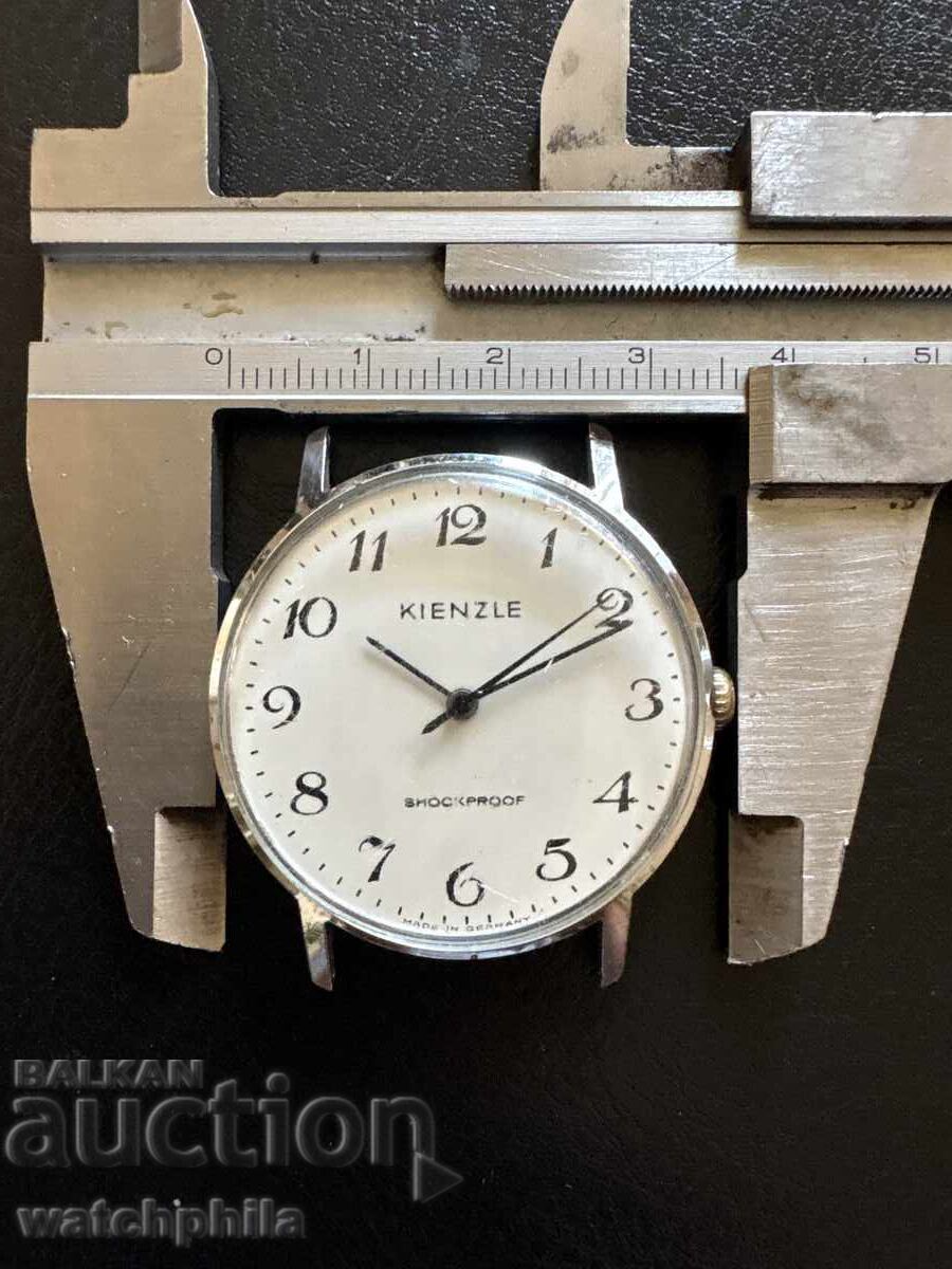 Παράδοση Μηχανικό ανδρικό ρολόι Kienzle. Λειτουργεί