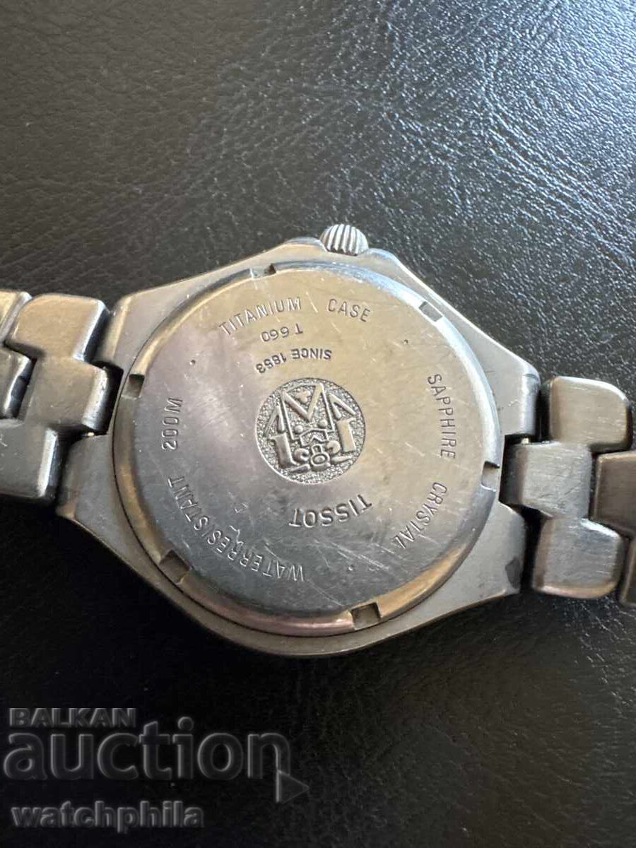 Доставка на Tissot Titanium рядък мъжки часовник. Отлично състояние.