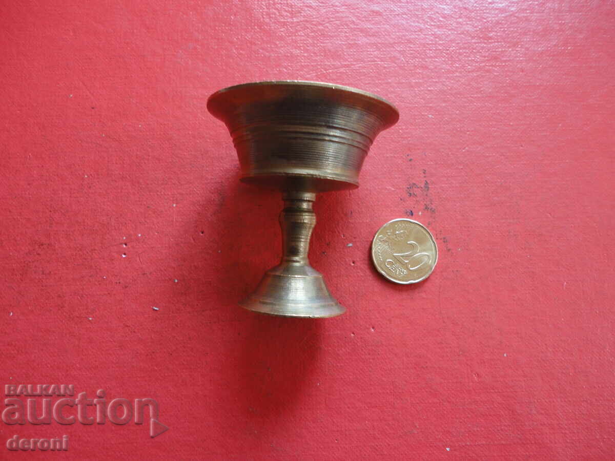 Vas bisericesc din bronz, recipient mic