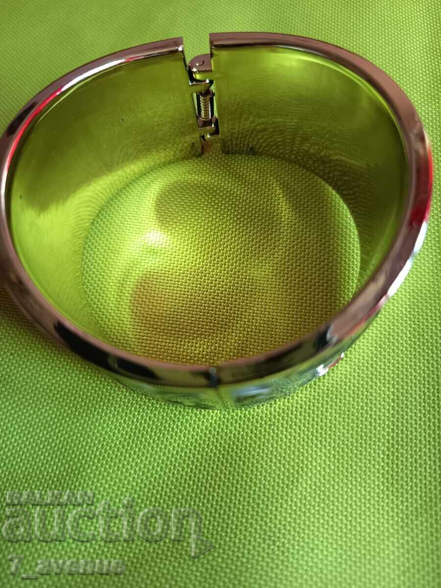 BRĂȚARĂ 3 BRĂȚARĂ 3