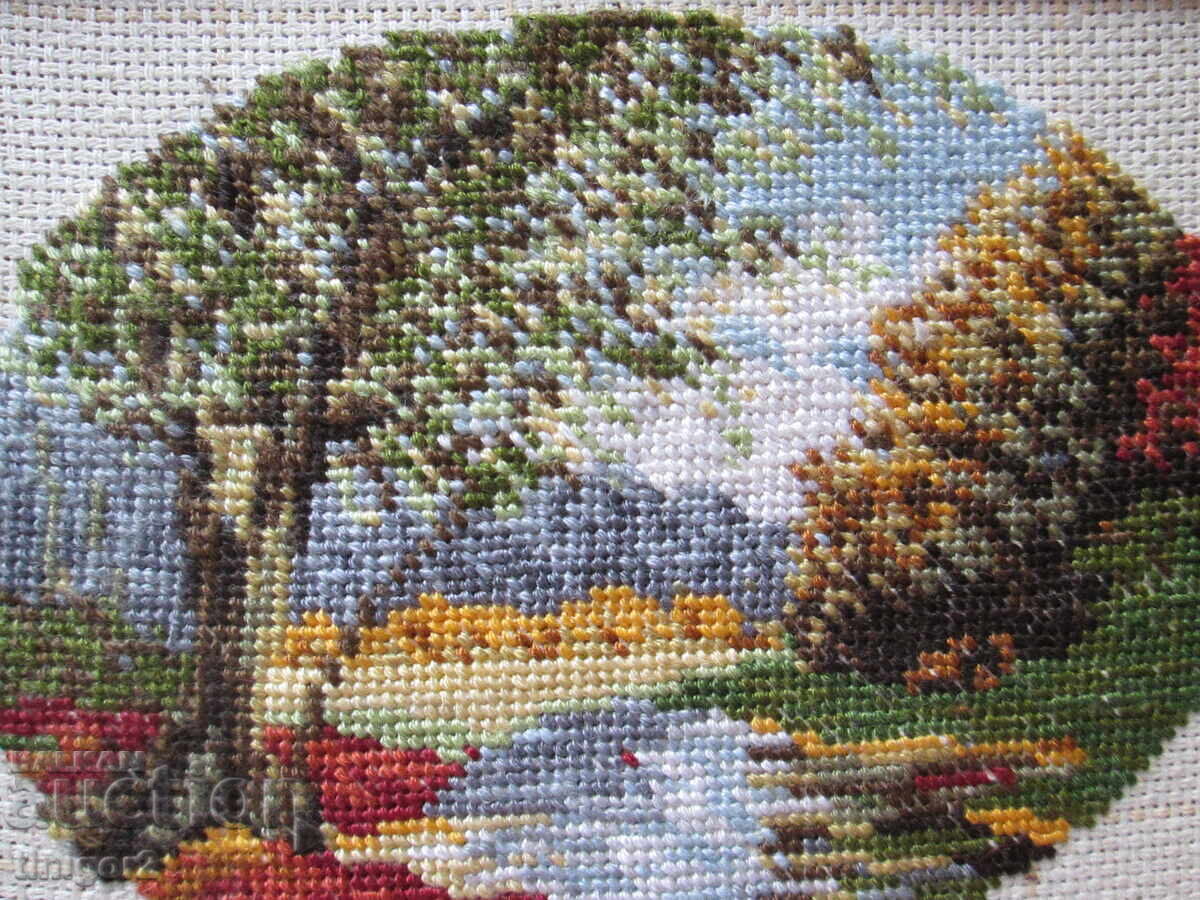 Auction  Hand-stitched small tapestry in a frame, 17x14cm