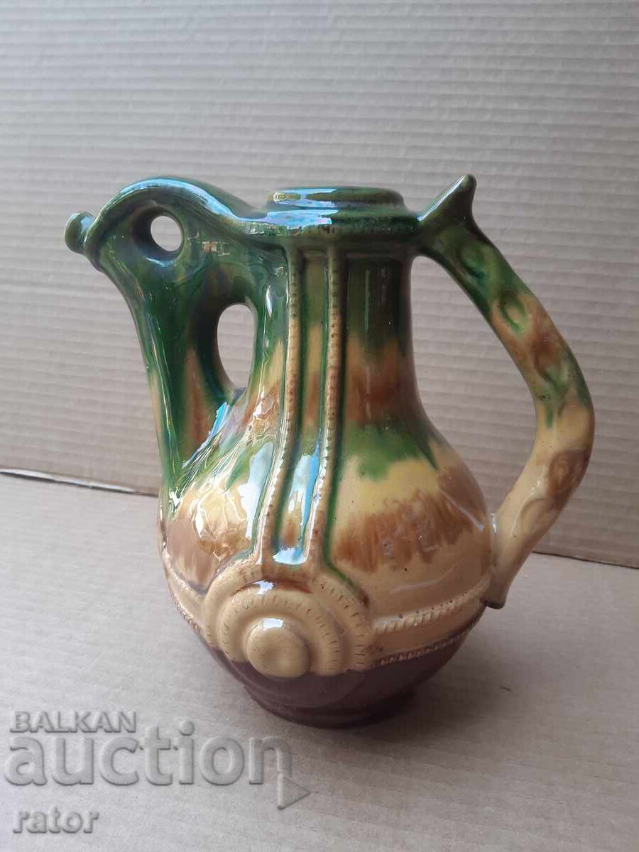Vechi ulcior din ceramică, cană, ceramică