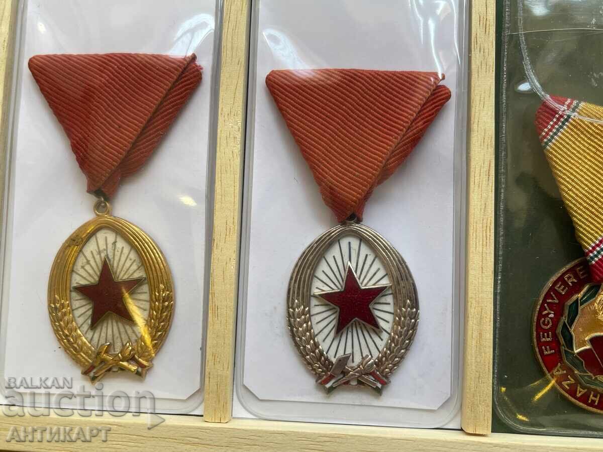 Ungaria comunism 10 bucăți semne insigne ordine medalii cu preț € 33.00 | 64.54 BGN