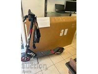 Електрическа тротинетка Aprilia ESR2 Evo, 500W, Автономност