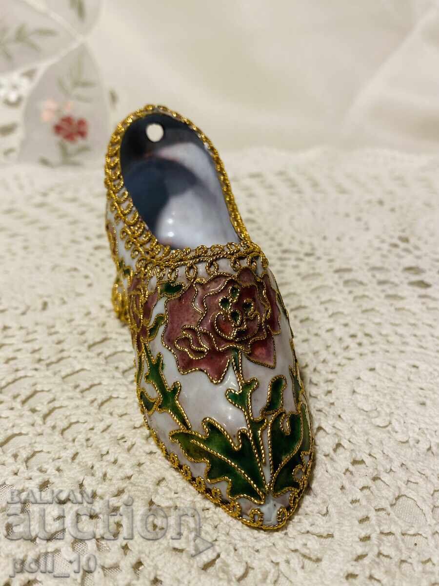 Licitație Cloisonné, pantof decorativ