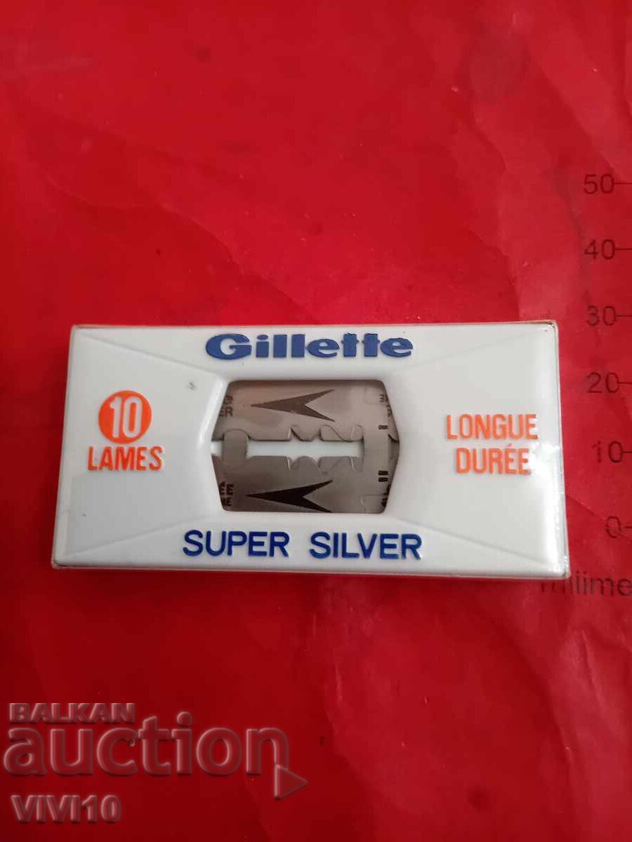 Ножчета за бръснене Gillette 10бр,неотваряни с цена € 10.00 | 19.56 лв.