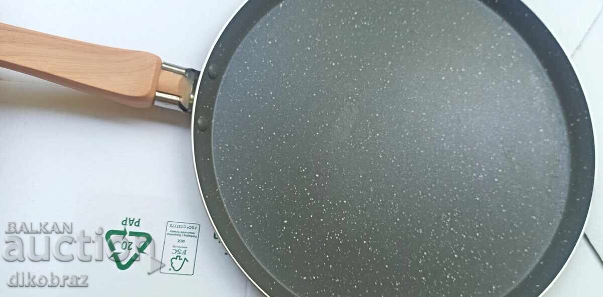Tigaie pentru clătite Ø 24 cm - NOUĂ - pentru 5 euro - 5