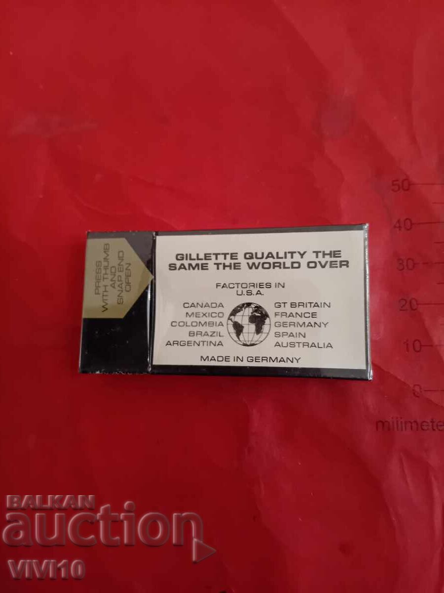Ножчета за бръснене Gillette ,4бр,неотваряни с цена € 10.00 | 19.56 лв.