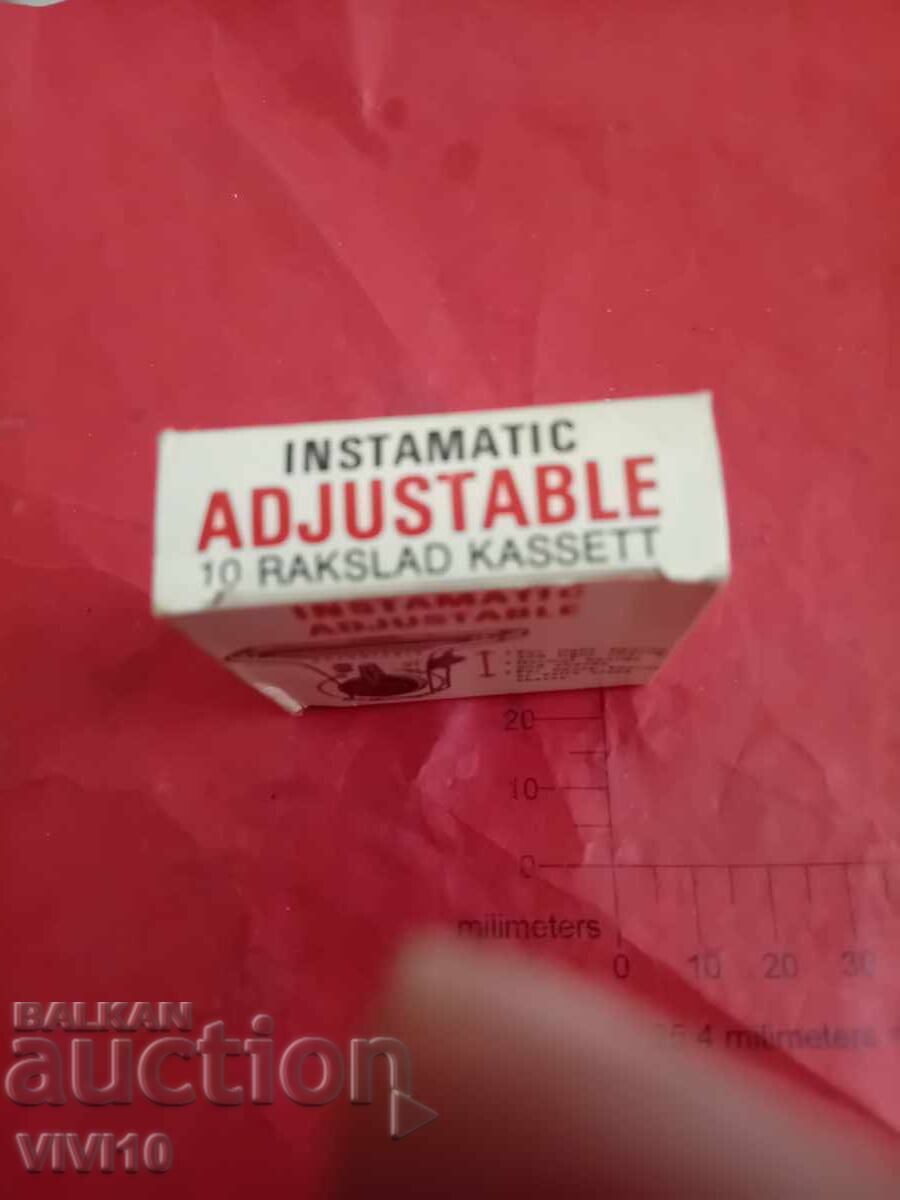 Аукцион Ножчета за бръснене Schick, 10бр,неотваряни