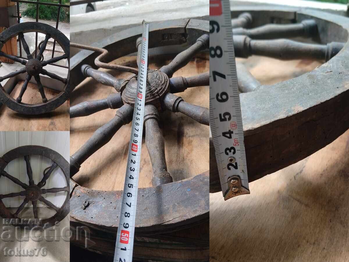 Old wooden wheel with a crank - primitive antique - 7