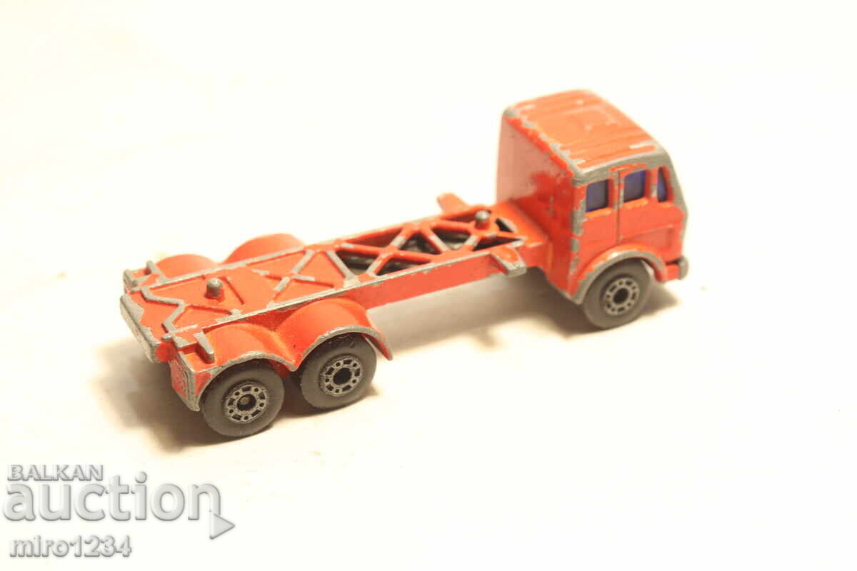 MATCHBOX   КАМИОН   КОЛИЧКА  МОДЕЛ - 5