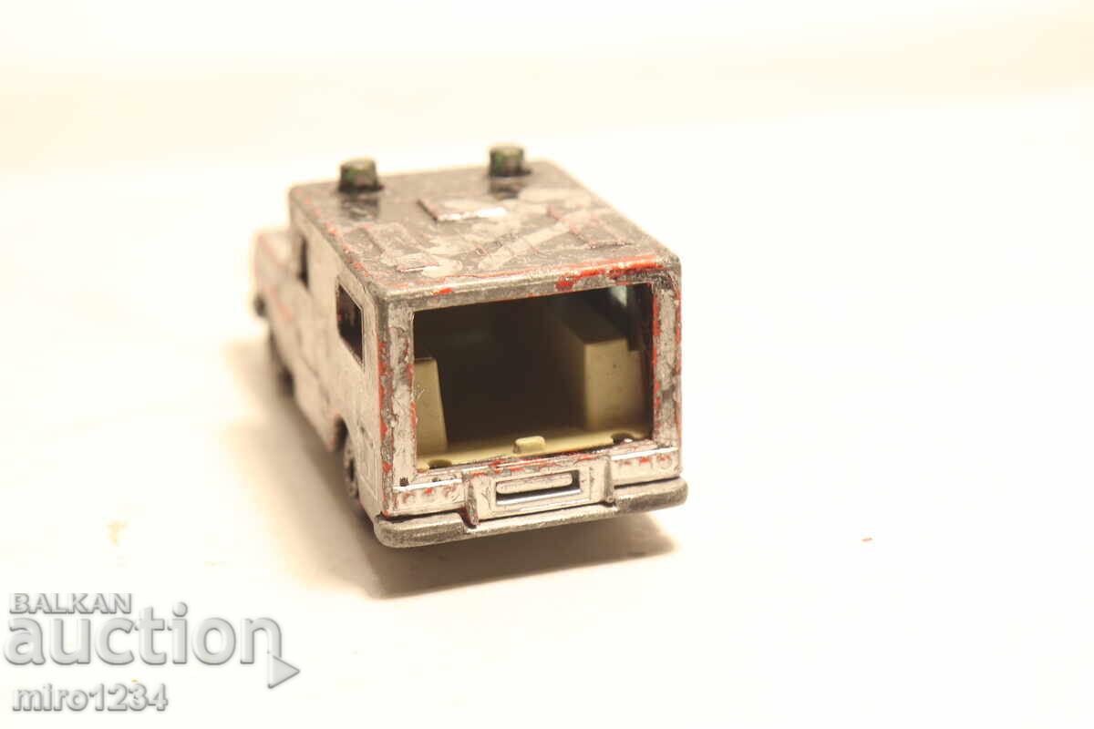 MATCHBOX  ЛИНЕЙКА   КАМИОН   КОЛИЧКА  МОДЕЛ - 5