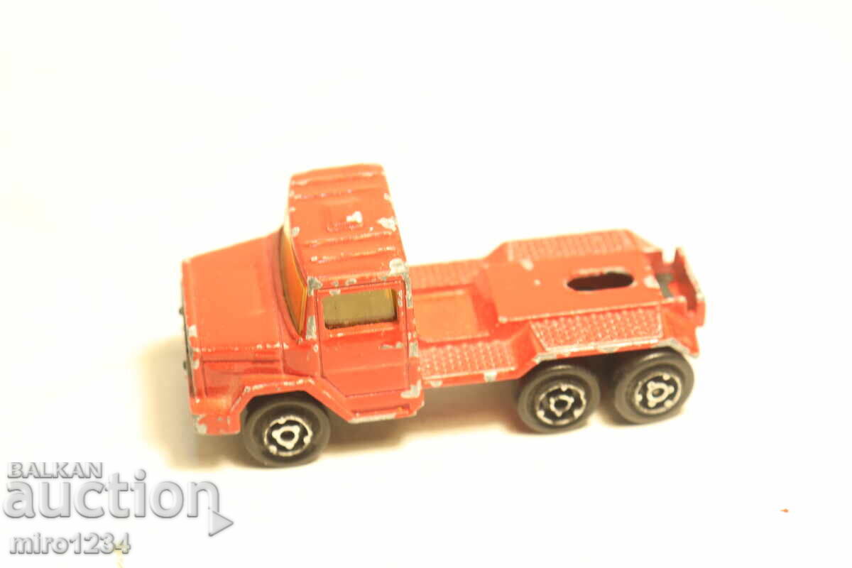 1/100 ???     КАМИОН   КОЛИЧКА   МОДЕЛ с цена € 1.00 | 1.96 лв.