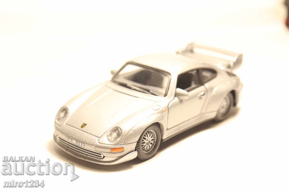 MODEL MAȘINUȚĂ JUCĂRIE PORSCHE 1/43 cu preț € 0.01 | 0.02 BGN