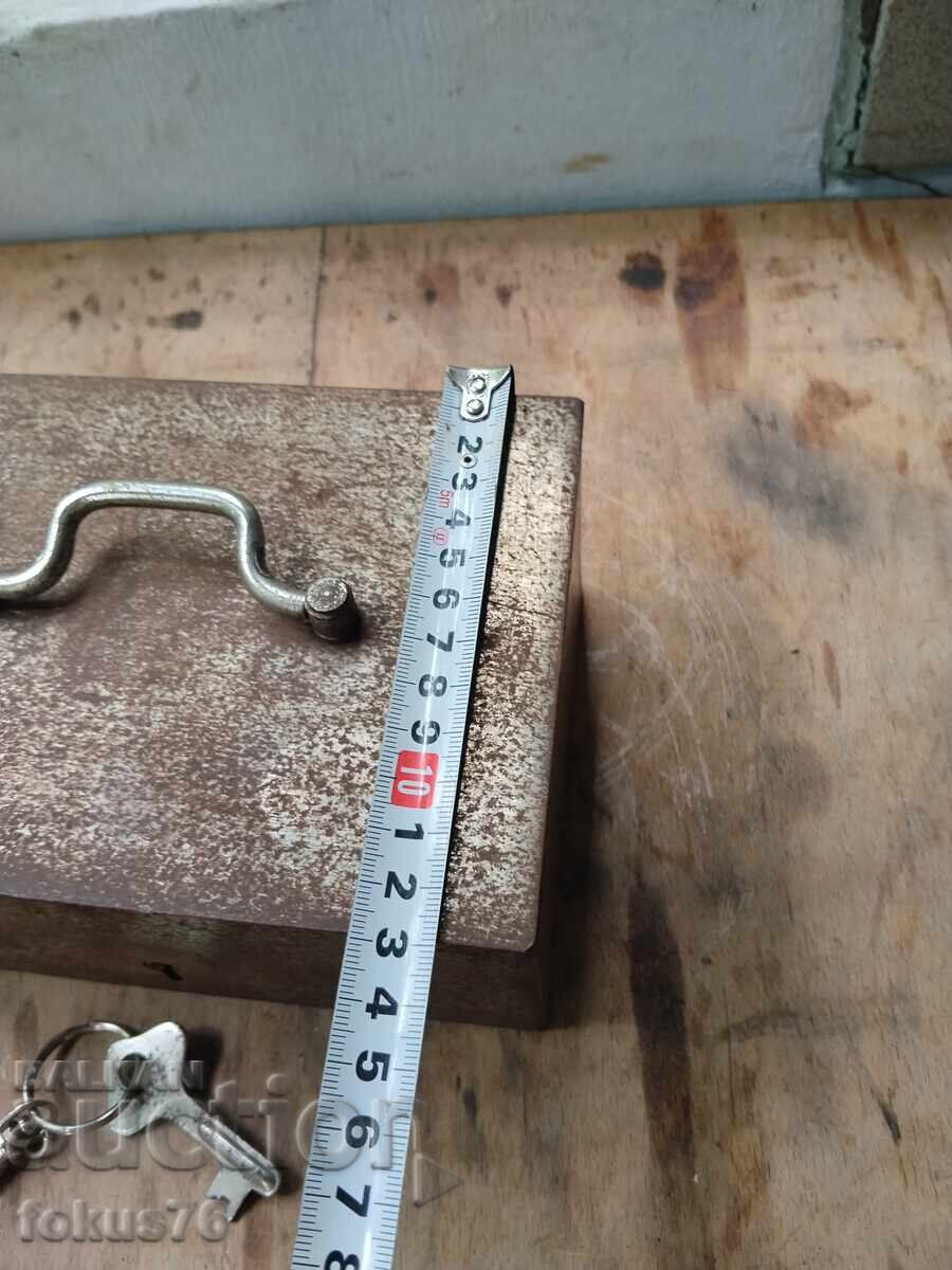 Casă de bani veche din metal, seif pentru bani și valori Libor - 7
