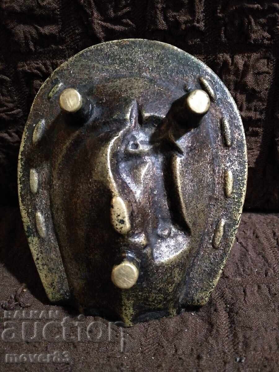 Figurină decorativă. Alamă cu preț € 0.01 | 0.02 BGN