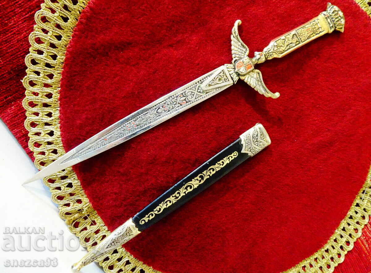 Dagger with sheath, Crown, Castle, Lion, Eagle, Shield, gold plating