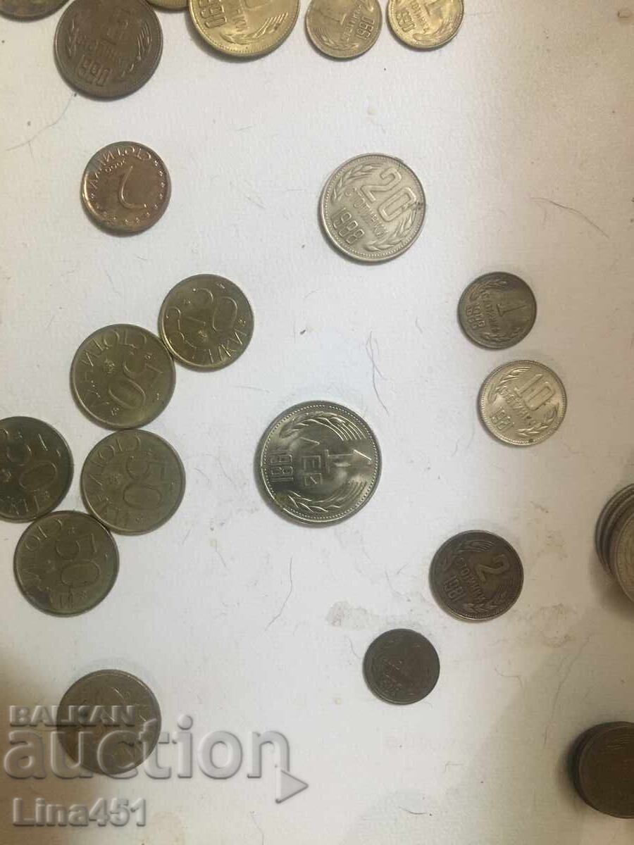 Огромен лот от 300 Български монети с цена € 19.90 | 38.92 лв.