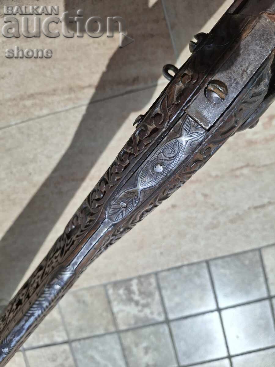 Livrarea Pistol, capsulă, cremă, țigară, țigară, cuișoare