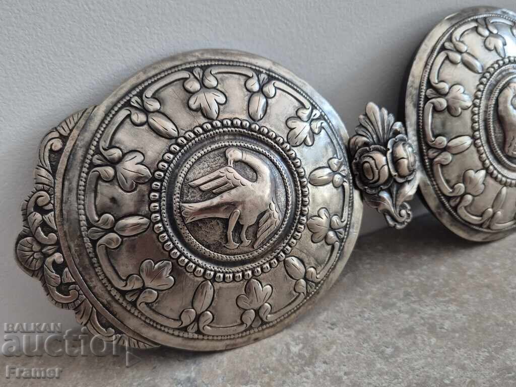MARE pafta de argint din sec. al XIX-lea, stil Renașterea bulgară, Karlovo Sopot cu preț € 995.00 | 1946.06 BGN