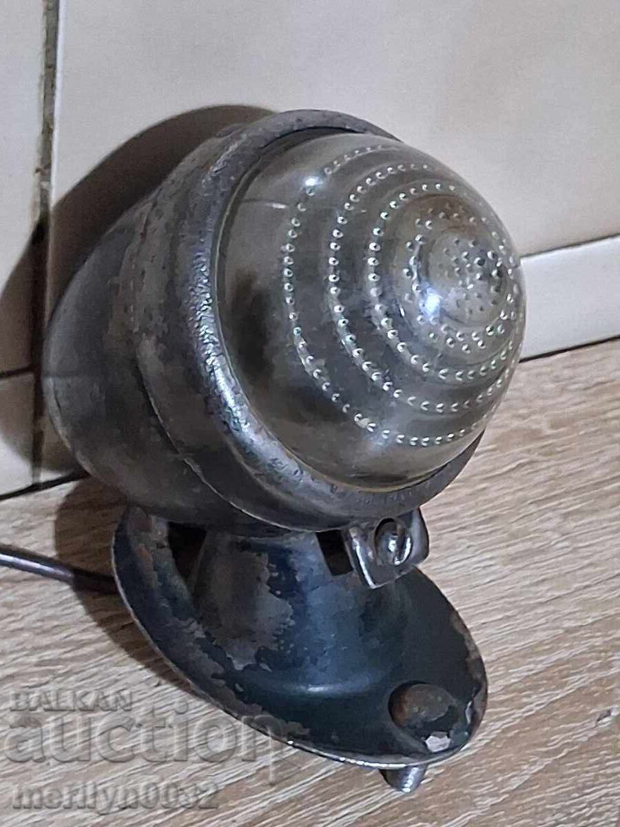 Livrarea Semnalizator de la un jeep sovietic vechi far URSS