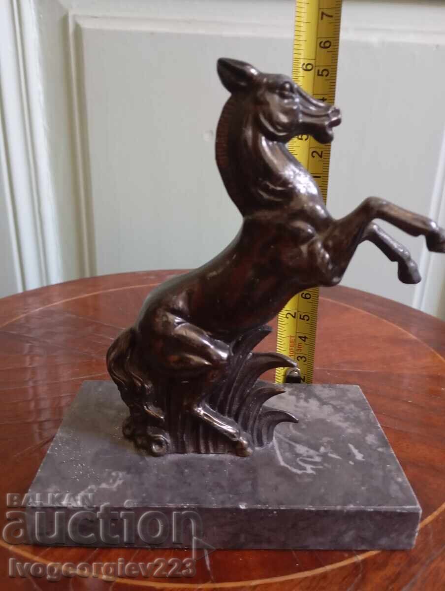 Statuette, horse paperweight