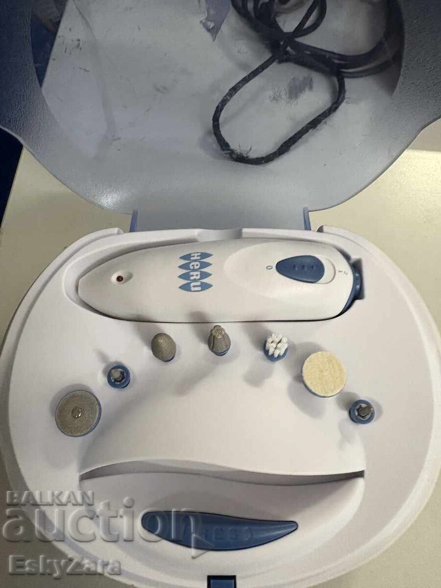 Licitație Set pentru manichiură și pedichiură HERU cu accesorii