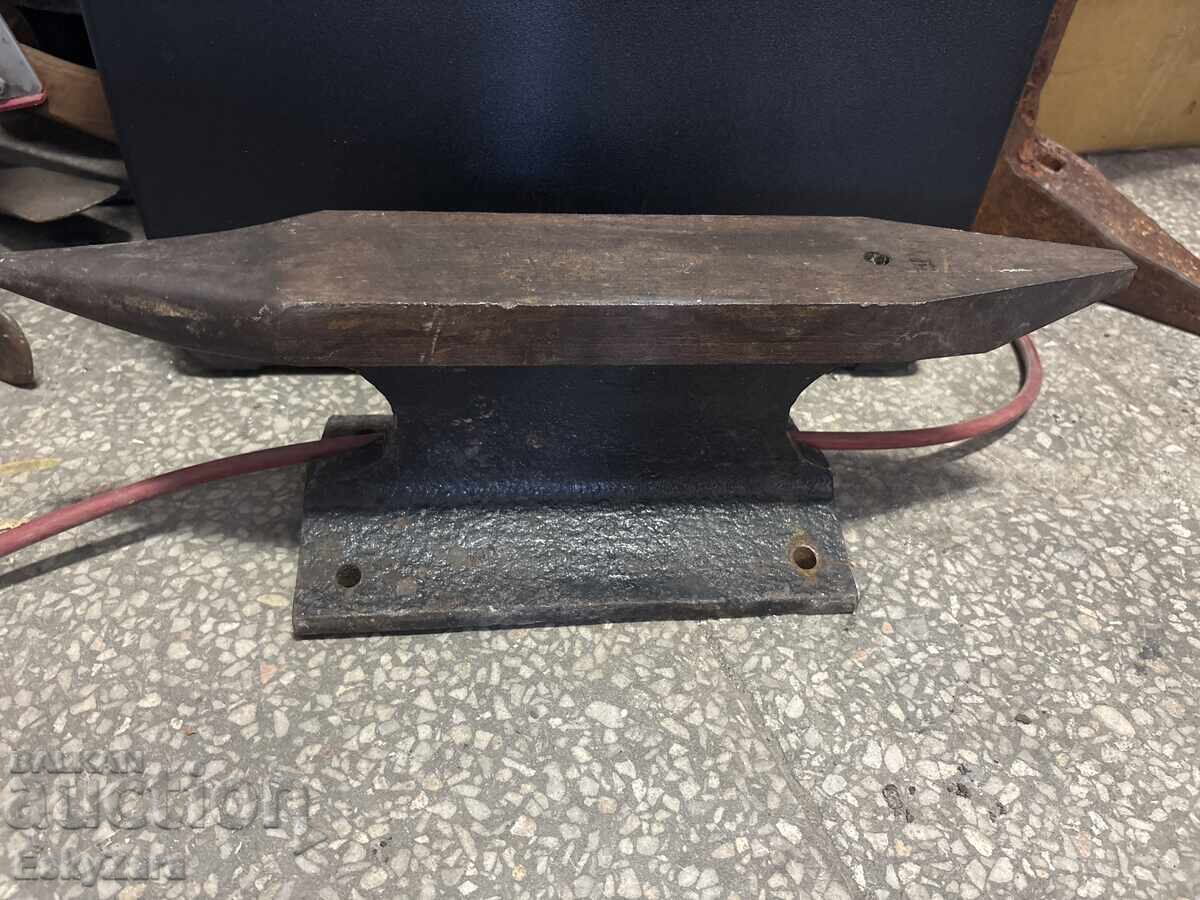 Nicovală din oțel rezistentă pentru fierărie