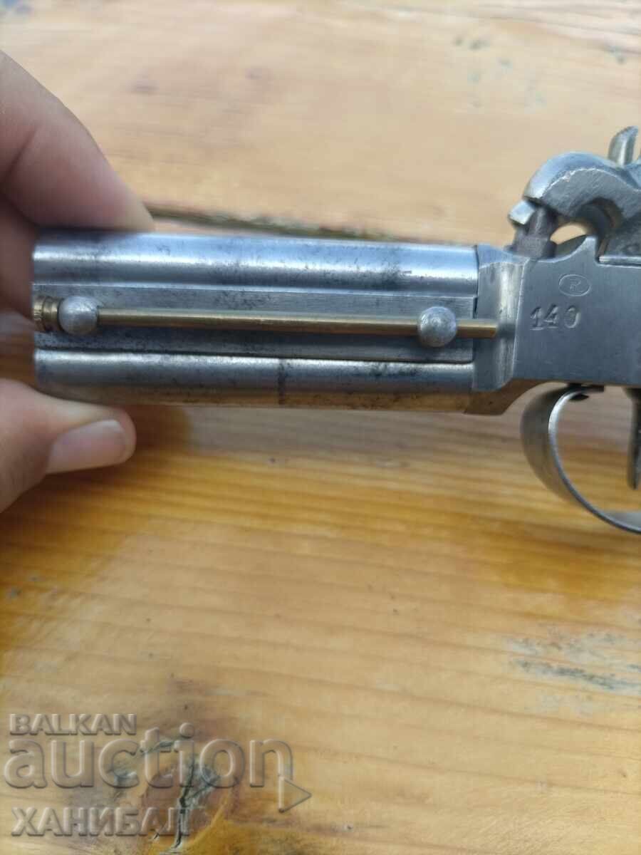 PISTOL VECHI CU DOUĂ ȚEVI, CU CAPSĂ, FUNCȚIONAL cu preț € 250.00 | 488.96 BGN