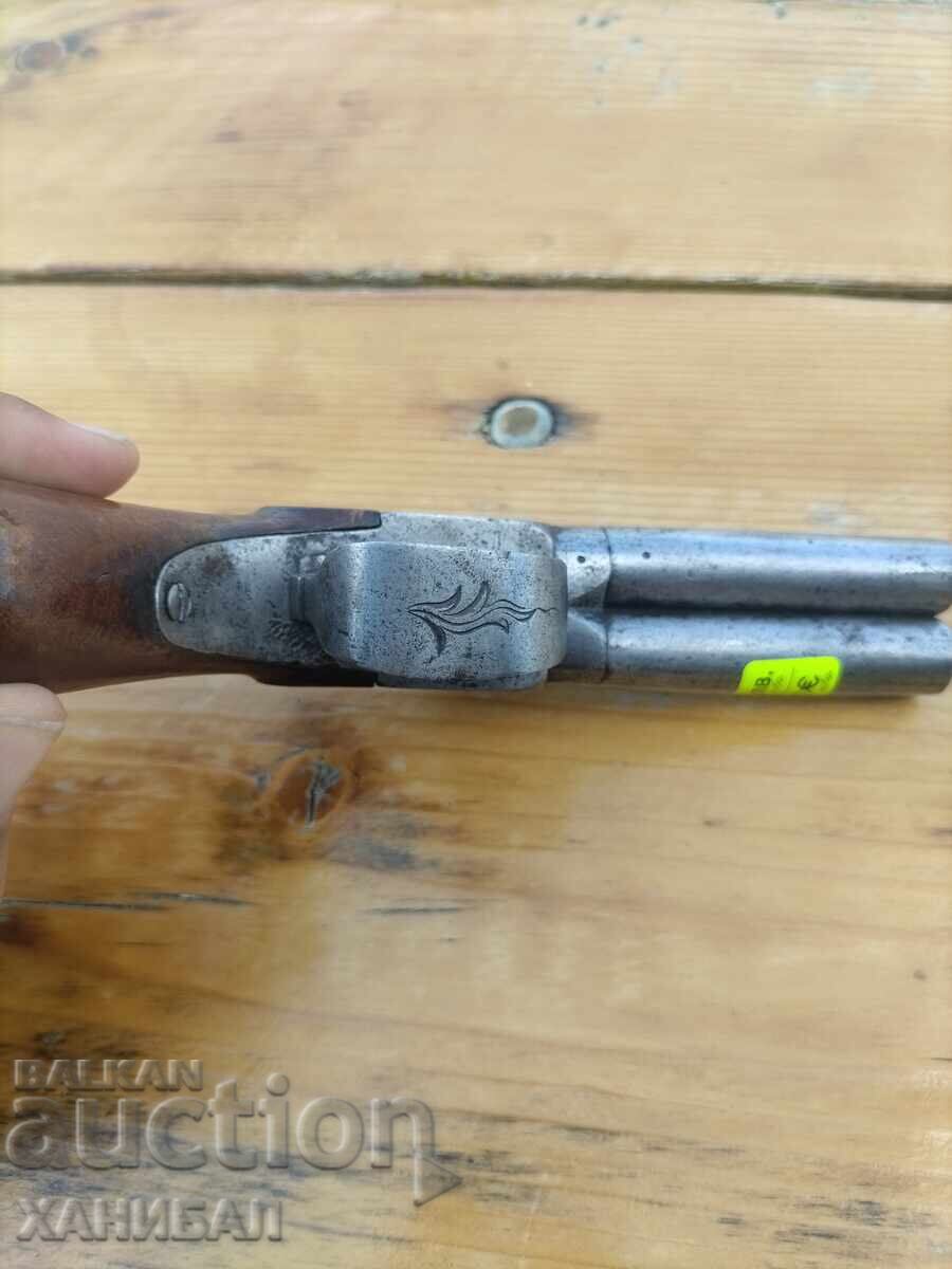 Auction  OLD PERCUSSION DOUBLE-BARREL PISTOL