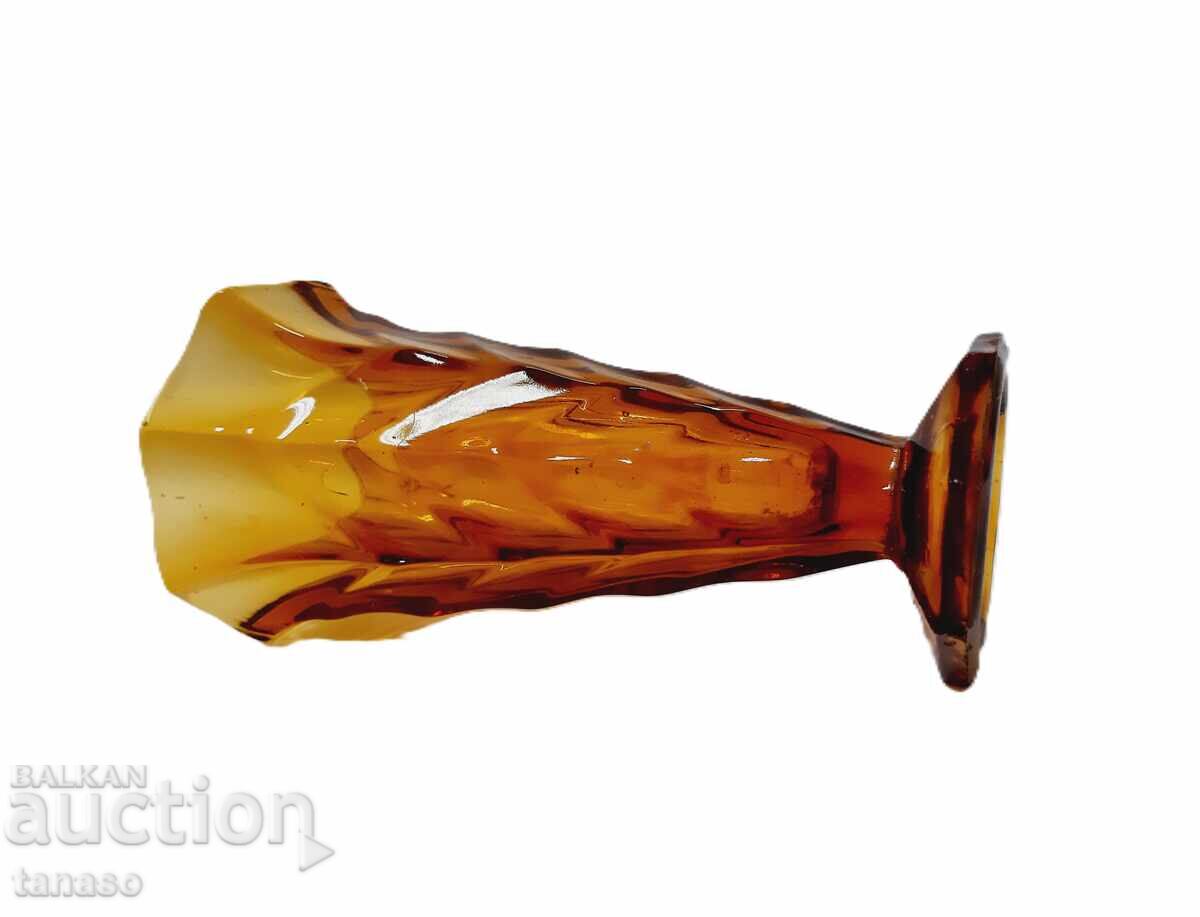 Vază vintage din sticlă portocalie cu design geometric 16,5 cm - 6