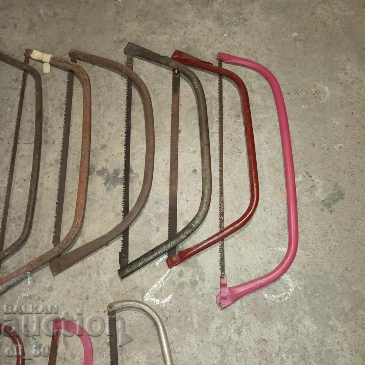 ferăstraie 9 bucăți dimensiuni diferite. cu corp metalic cu preț € 5.00 | 9.78 BGN