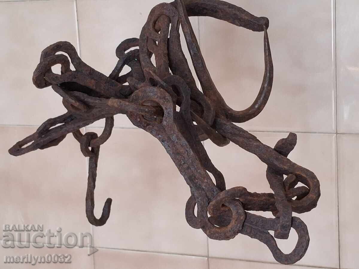 Lant vechi din fier forjat cu carlig, lant vatra carlig cu preț € 21.99 | 43.01 BGN Lant vechi din fier forjat cu carlig, lant vatra carlig cu preț € 21.99 | 43.01 BGN
