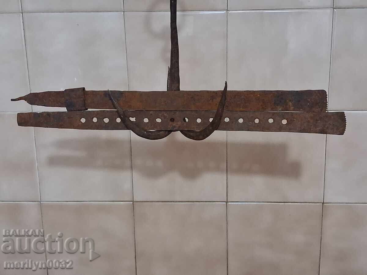 Παράδοση Παλιό σφυρήλατο μέτρο, σφυρήλατο σίδερο, υφασμάτινο μέτρο, μέτρο