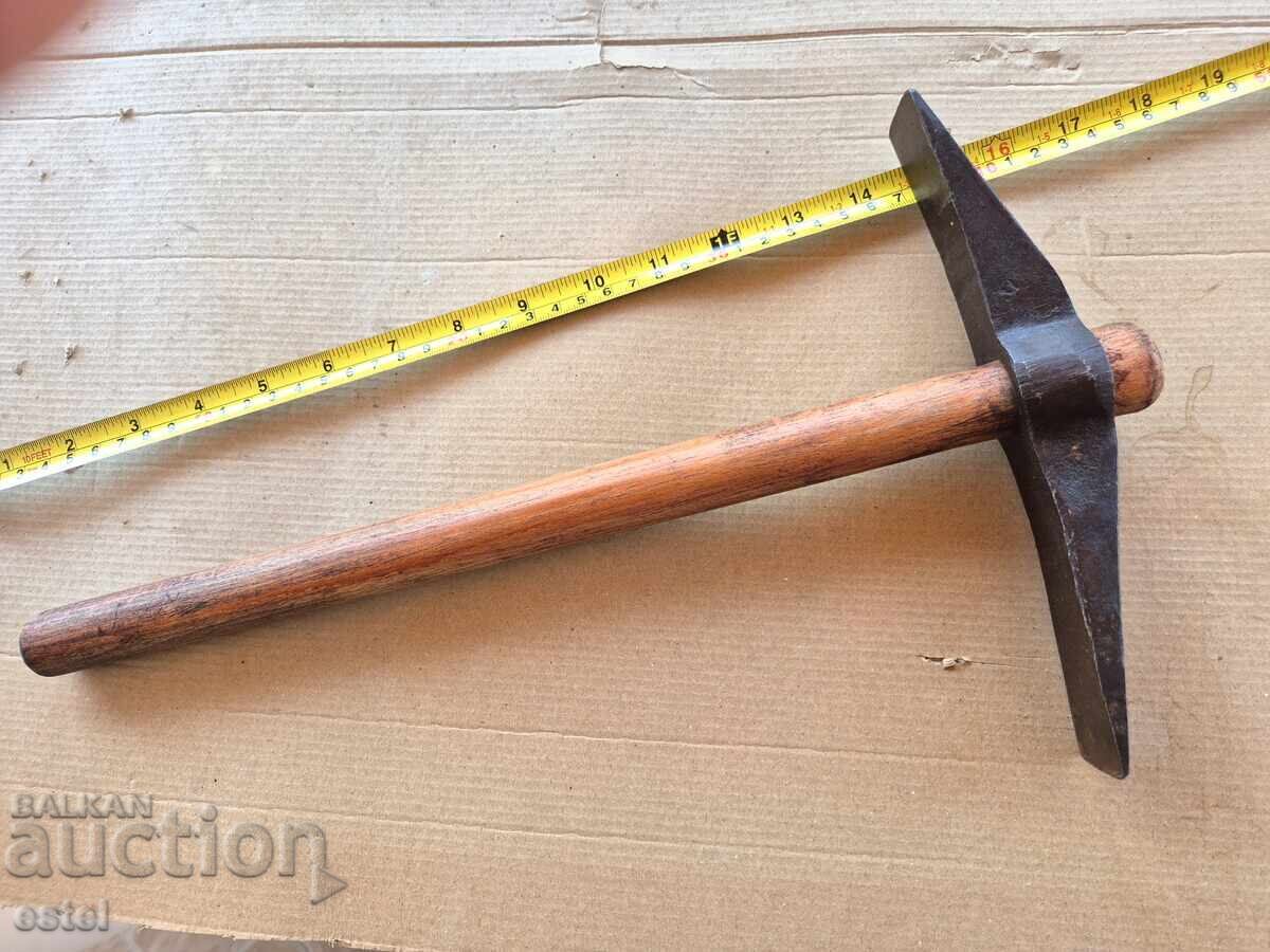 Auction  Geological small pickaxe 0.700kg - W. Germany