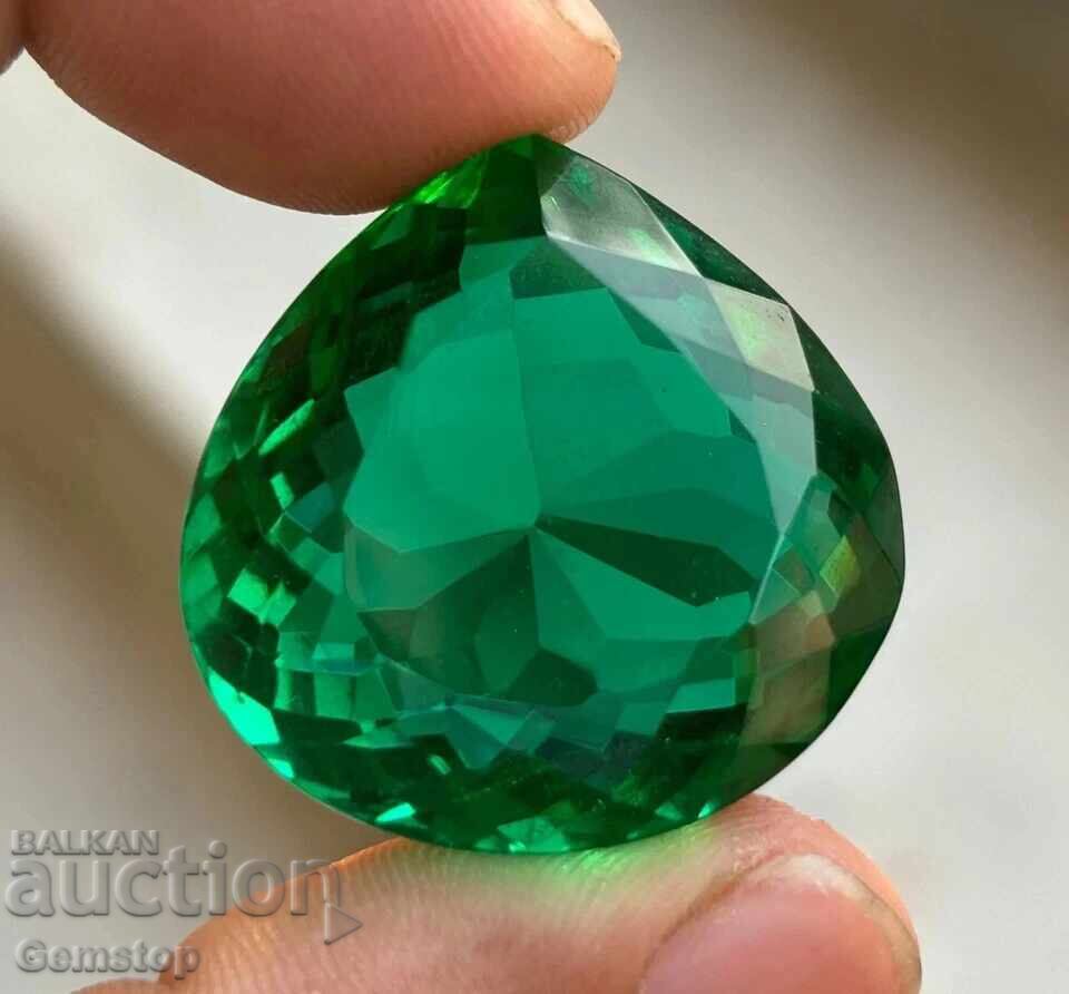 Δημοπρασία BZC! 10.75 ct φυσικός γρανάτης τσαβορίτης σε σχήμα αχλαδιού με πιστοποιητικό GIR από 1 ct
