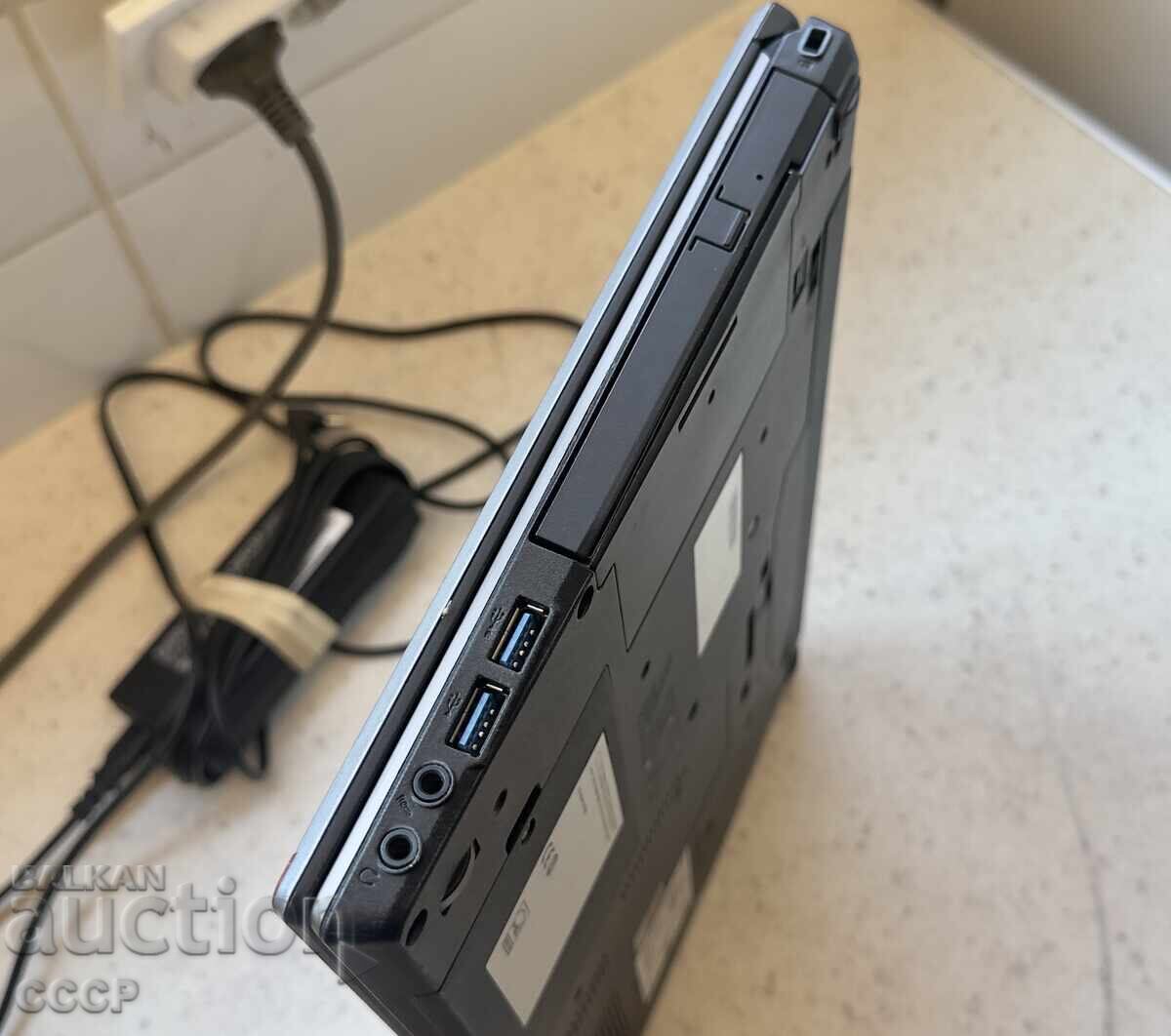 Fujitsu - Intel i5 / 8RAM / 500 HDD - 5
