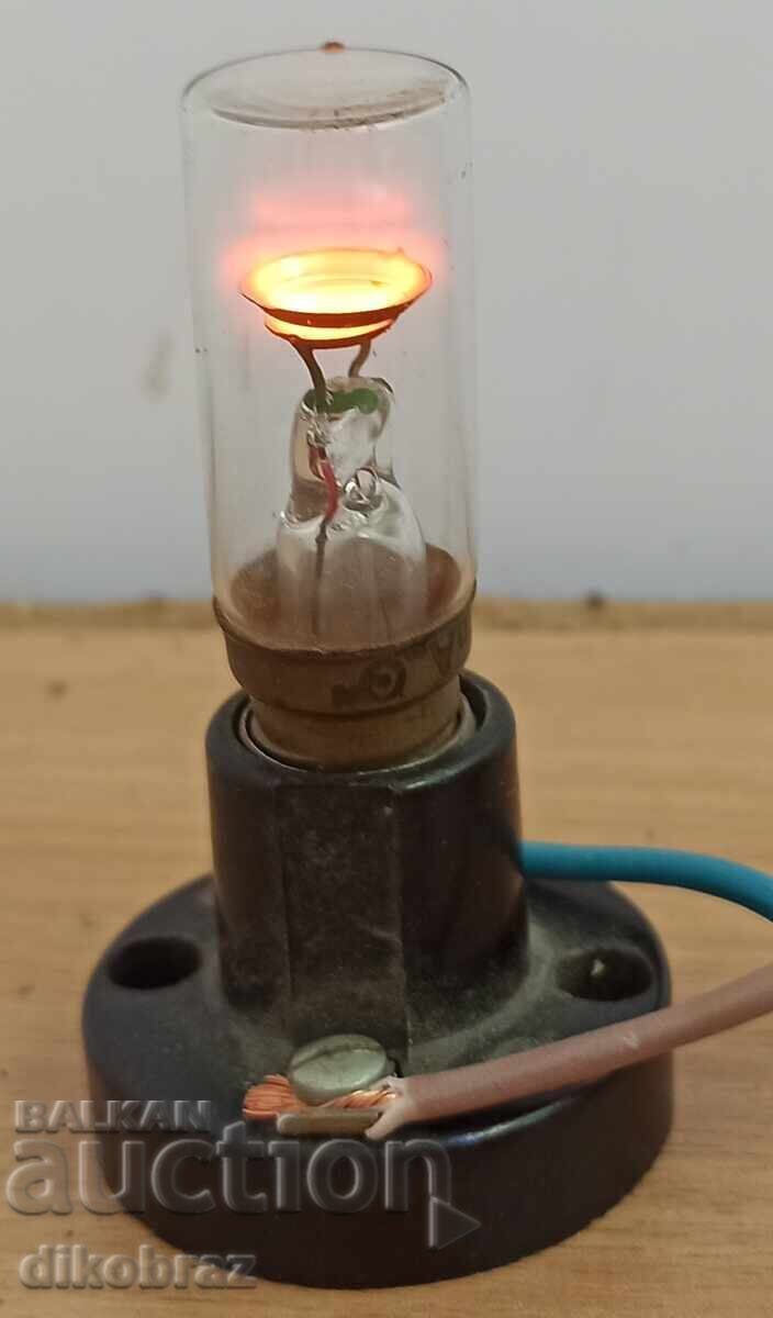 Glim lamp E14 with bakelite wall socket