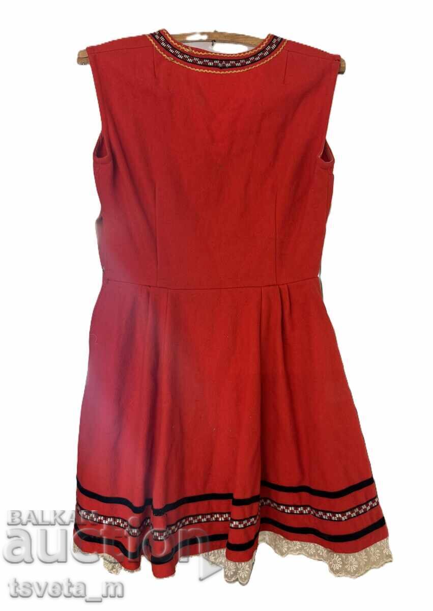 Livrarea Suman folcloric din lână pentru copii, costum popular