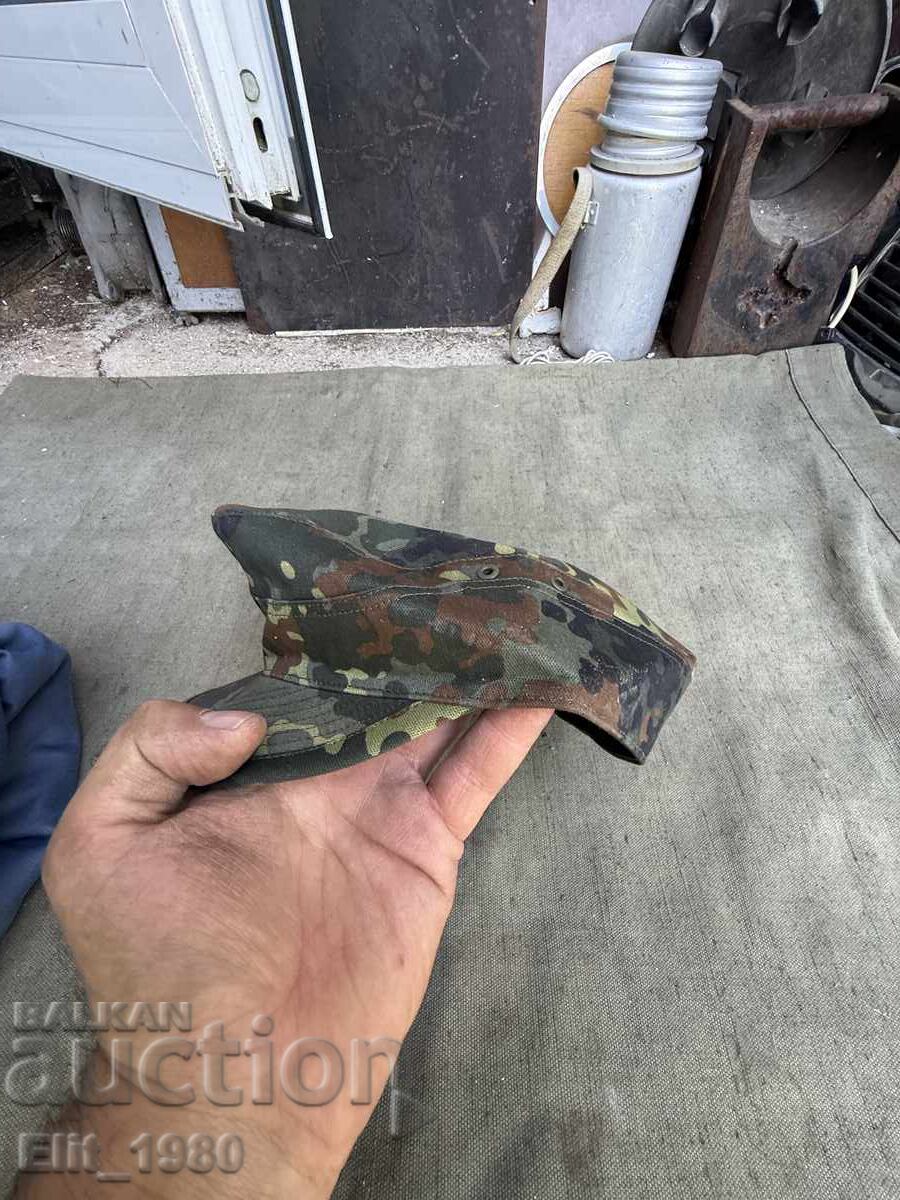 Șapcă de camuflaj germană cu preț € 15.00 | 29.34 BGN Șapcă de camuflaj germană cu preț € 15.00 | 29.34 BGN
