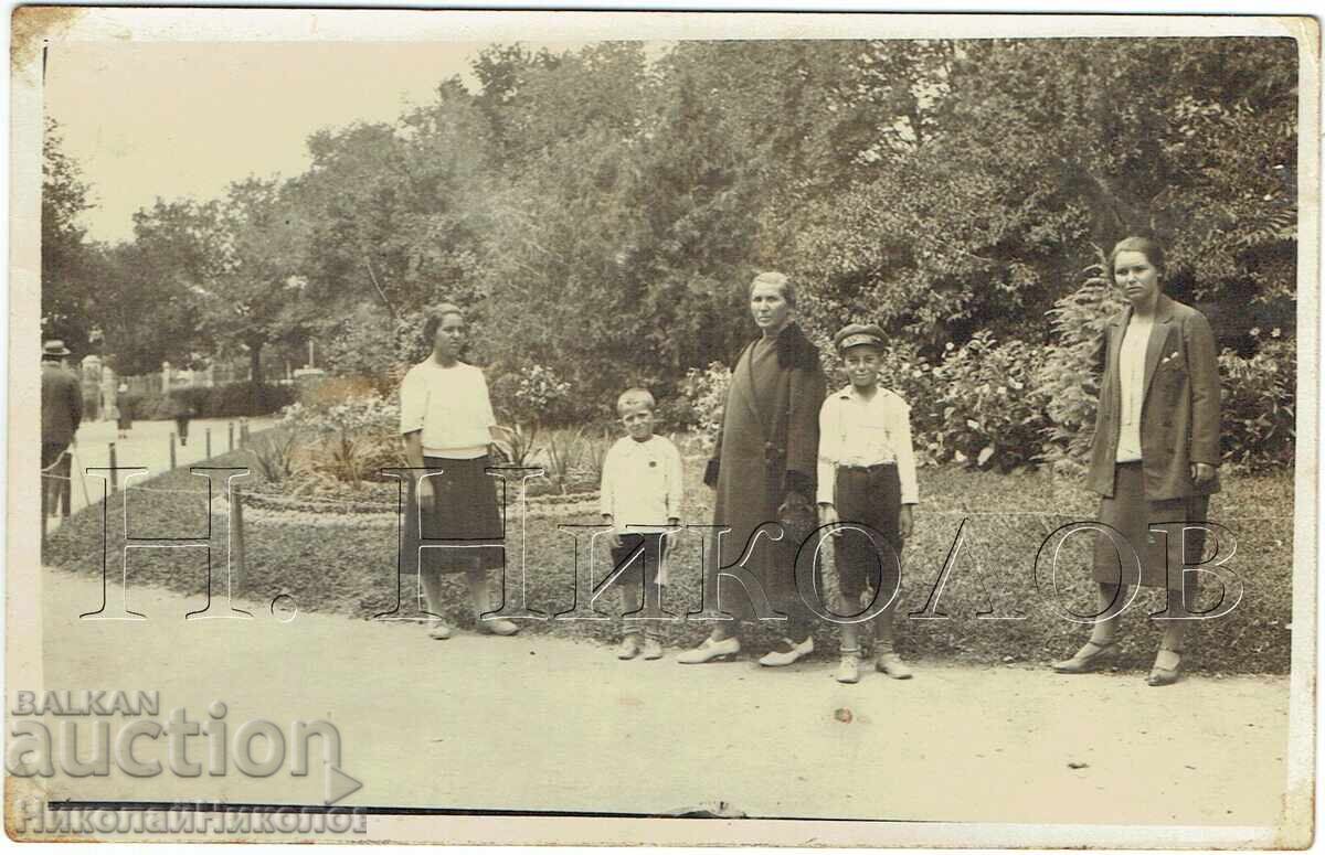 1926 FOTOGRAFIE VECHE VARNA GRĂDINA MARINĂ SLIVO POLE RUSE J89
