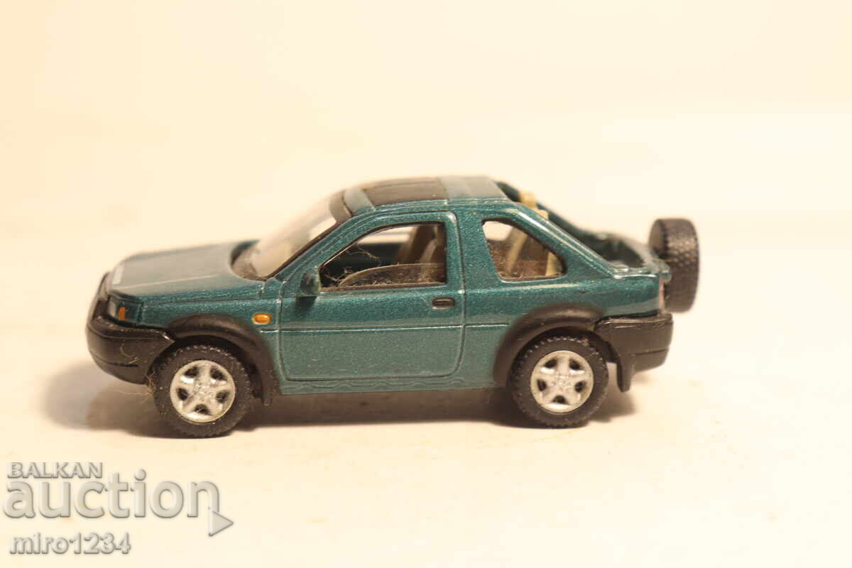 1/72 RENGE ROVER КОЛИЧКА ИГРАЧКА МОДЕЛ 1/72 RENGE ROVER КОЛИЧКА ИГРАЧКА МОДЕЛ